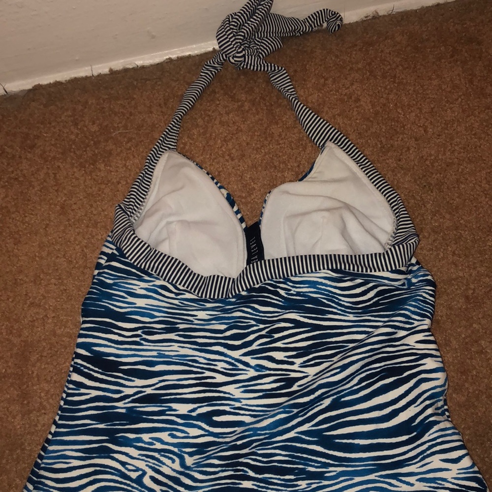 Bathing suit set - Picture 4 of 4